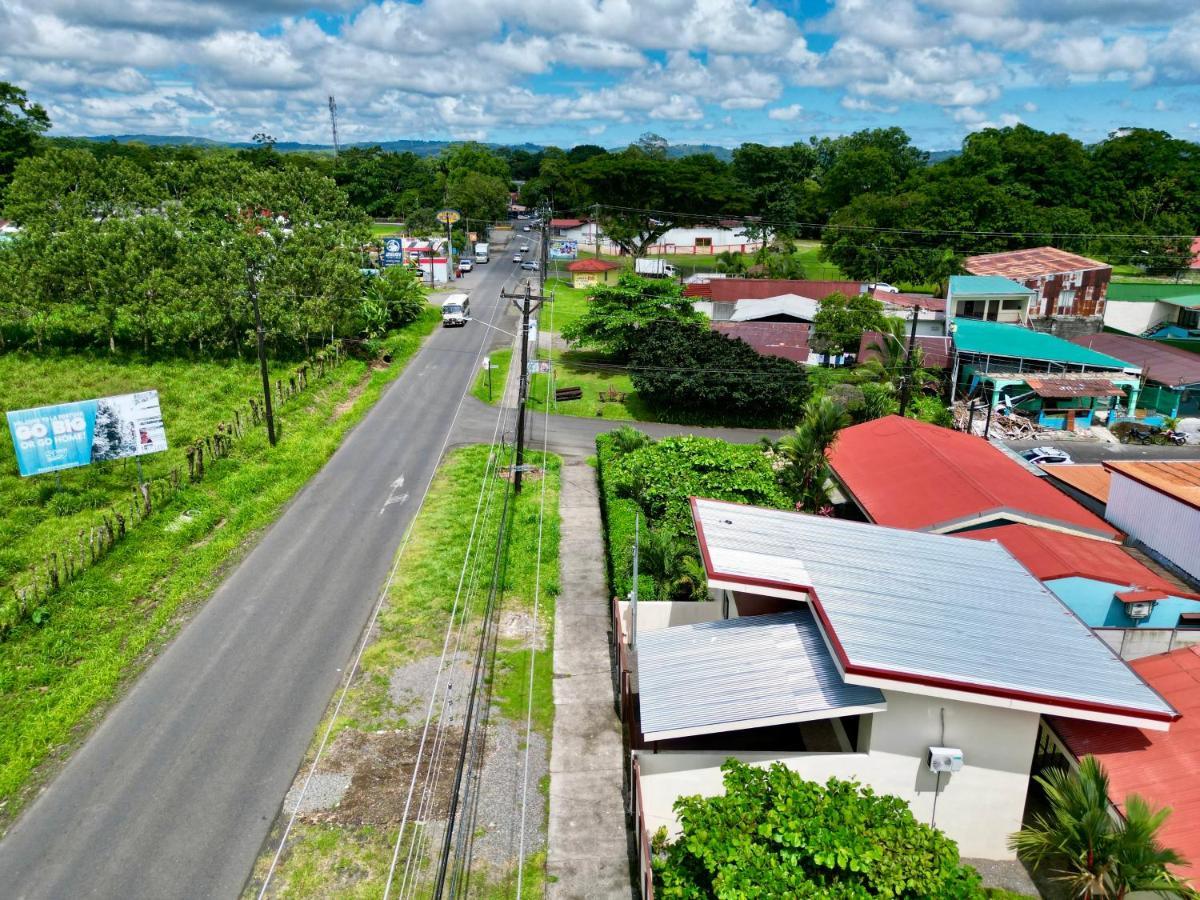 Oasis Arenal Villa Downtown Arenal Volcano View La Fortuna Exterior photo